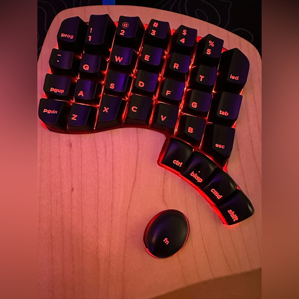Keyboardio Model 01-Q - Picture 3 of 3